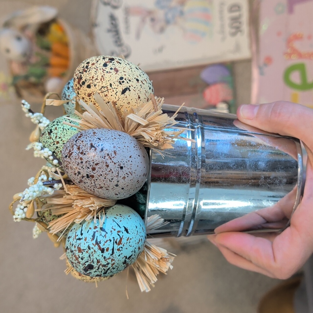 Easter Decor Bundle - Picture 4 of 12